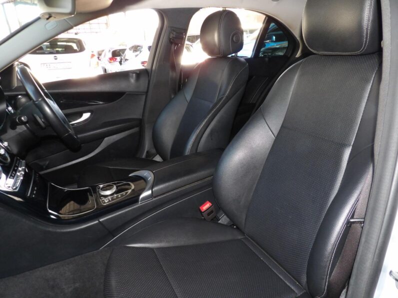 
								Mercedes-Benz C-Class C180 2019 full									