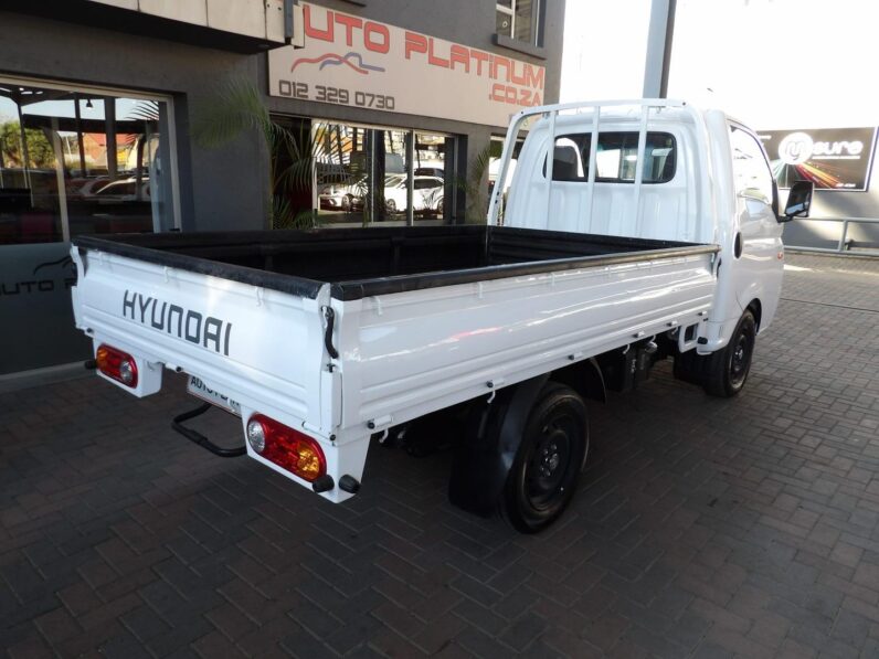 Hyundai H-100 Bakkie 2.6D Deck (Aircon) 2024