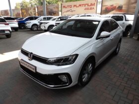 Volkswagen Polo Sedan 1.0TSI Life 2024