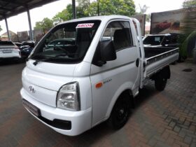 Hyundai H-100 Bakkie 2.6D Deck (Aircon) 2023
