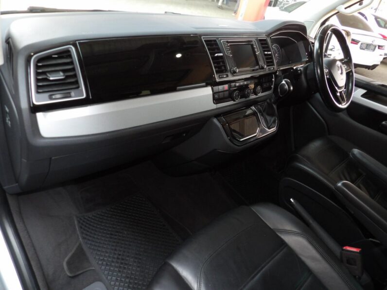 Volkswagen Caravelle 2.0BiTDI Highline 2019