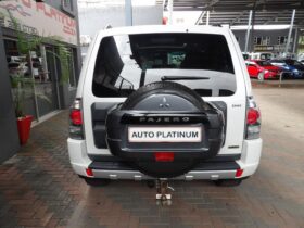 Mitsubishi Pajero 3-Door 3.2DI-D GLS 2015