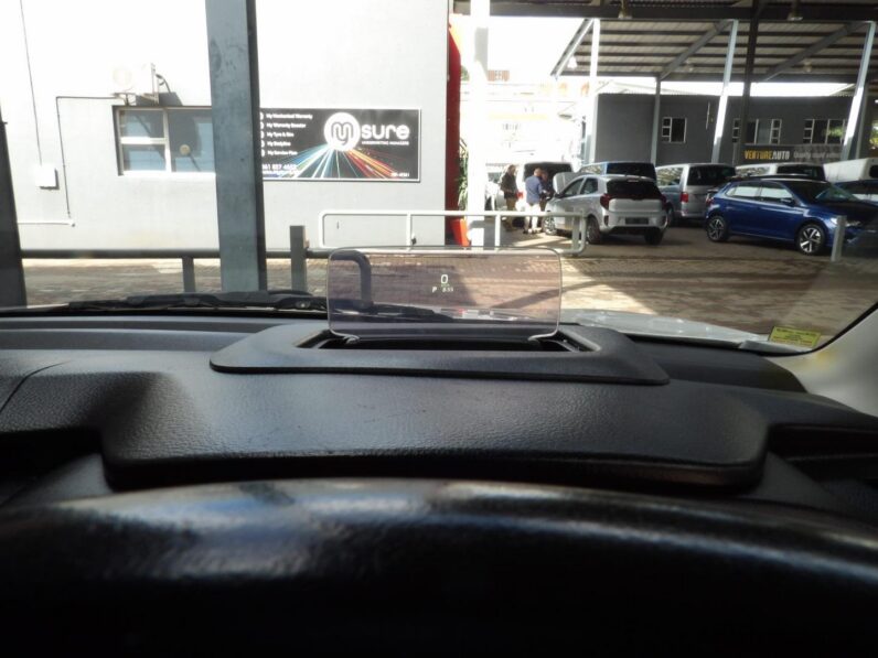 Toyota Starlet Cross 1.5 XR Auto 2025