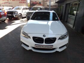 BMW 2 Series M235i Coupe Auto 2015