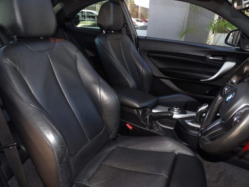 BMW 2 Series M235i Coupe Auto 2015