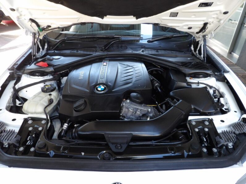 BMW 2 Series M235i Coupe Auto 2015