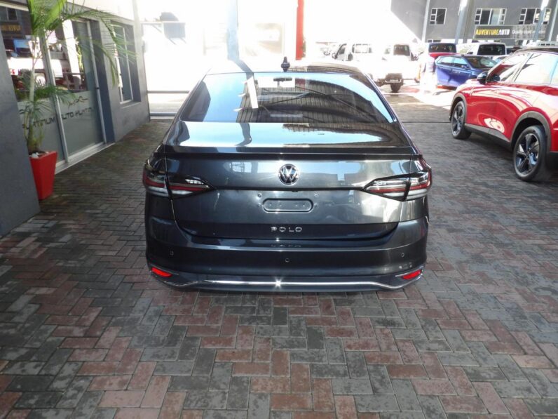 Volkswagen Polo Sedan 1.6 Life Auto 2023