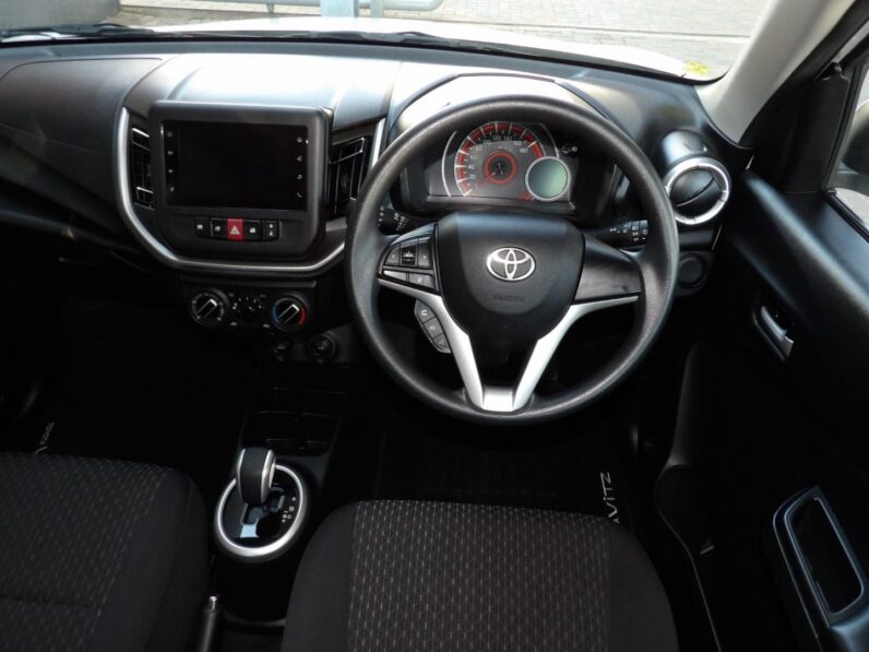 Toyota Vitz 1.0 XR Auto 2025