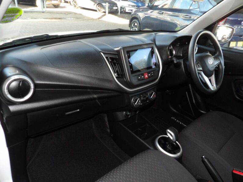 Toyota Vitz 1.0 XR Auto 2025
