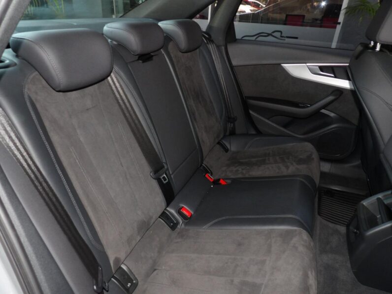 Audi A4 40TFSI S Line 2021