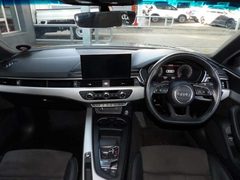 Audi A4 40TFSI S Line 2021