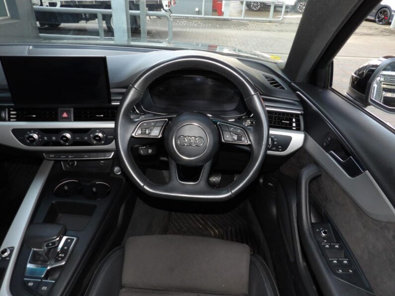 Audi A4 40TFSI S Line 2021