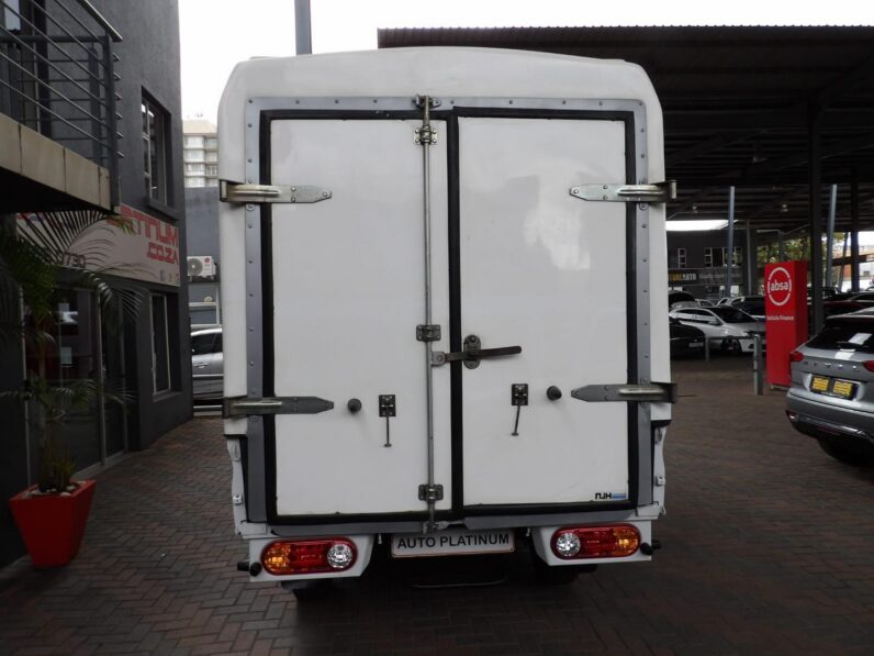 Hyundai H-100 Bakkie 2.6D Deck (Aircon) 2024