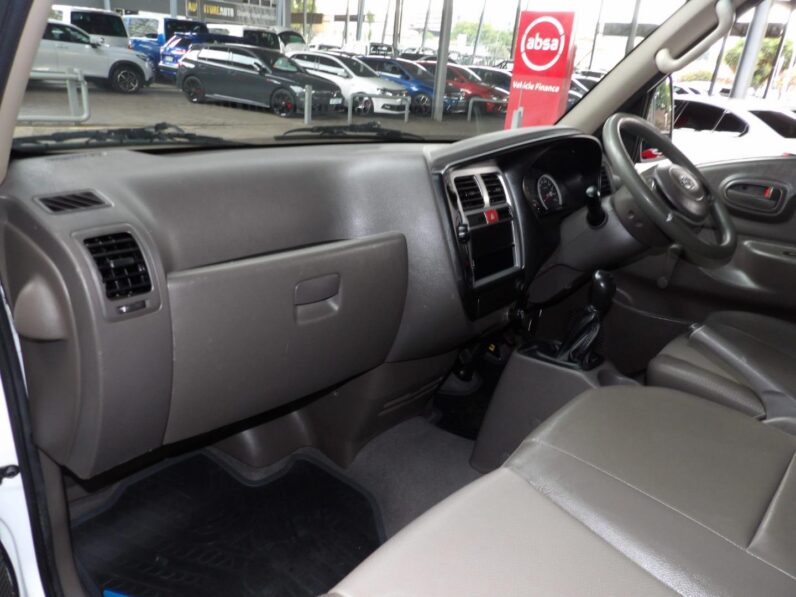 Hyundai H-100 Bakkie 2.6D Deck (Aircon) 2024