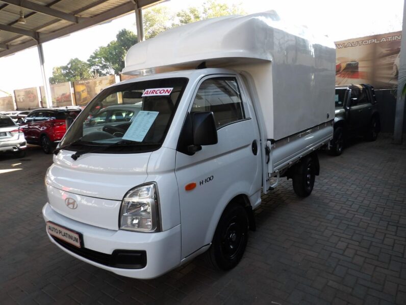 Hyundai H-100 Bakkie 2.6D Deck (Aircon) 2024