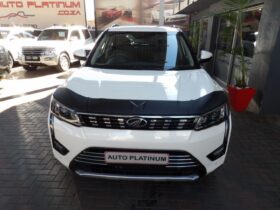 Mahindra XUV300 1.2T W8 2023