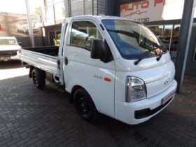 Hyundai H-100 Bakkie 2.6D Deck (Aircon) 2023