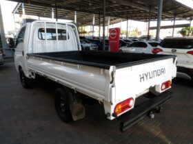 Hyundai H-100 Bakkie 2.6D Deck (Aircon) 2023