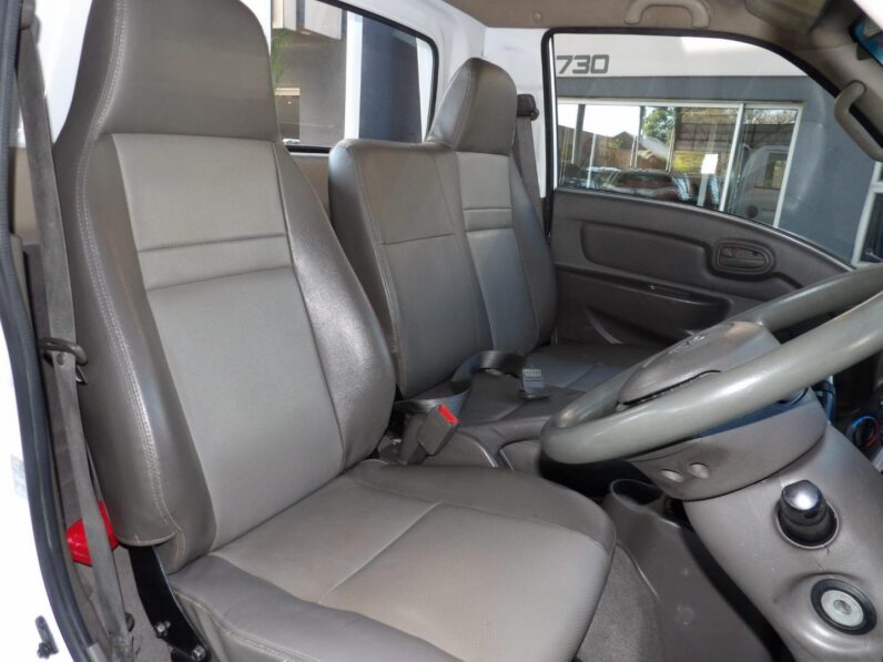Hyundai H-100 Bakkie 2.6D Deck (Aircon) 2023