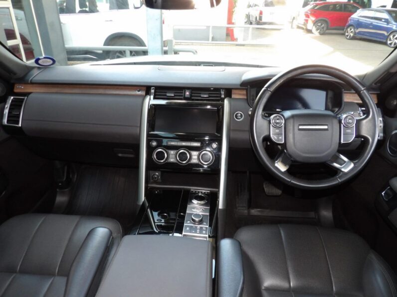 Land Rover Discovery HSE Td6 2018