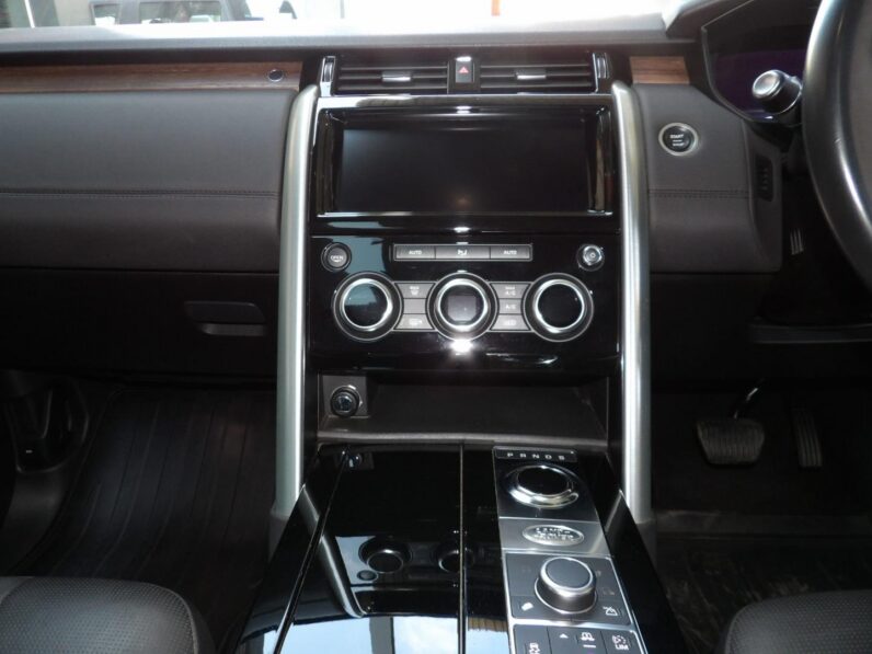 Land Rover Discovery HSE Td6 2018