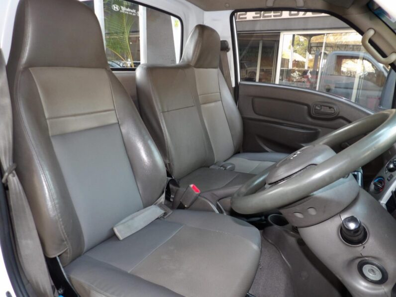Hyundai H-100 Bakkie 2.6D 2021