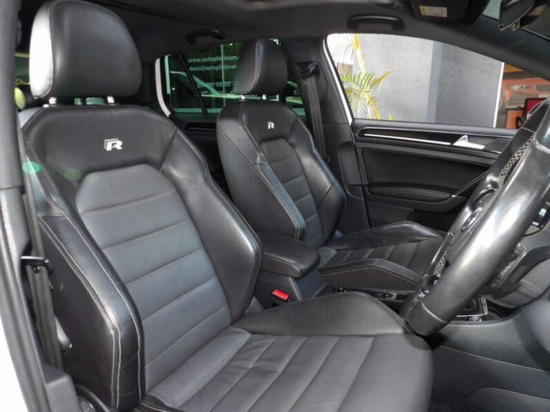 Volkswagen Golf R Auto 2016