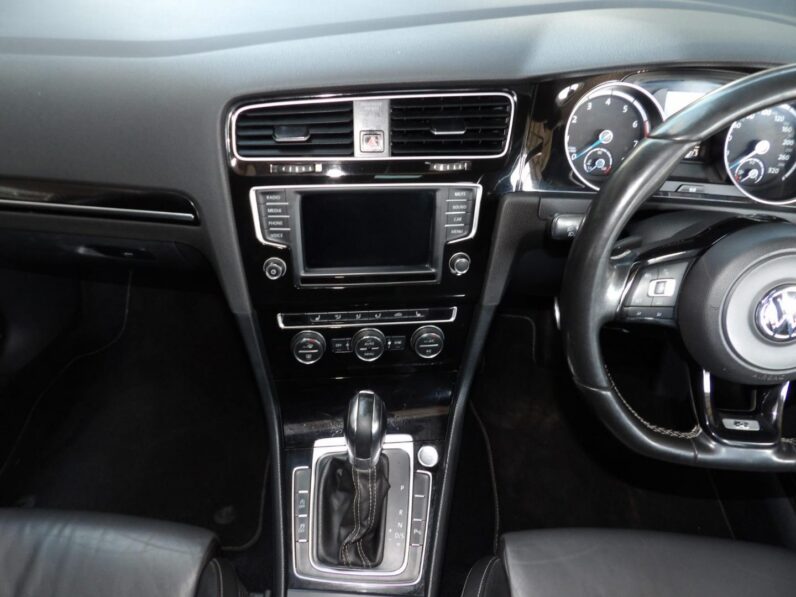 Volkswagen Golf R Auto 2016
