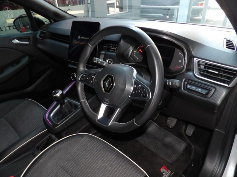 Renault Clio 1.0 Turbo Intens 2024