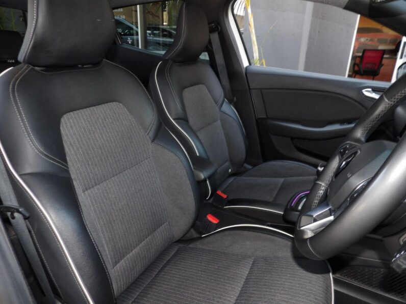 Renault Clio 1.0 Turbo Intens 2024