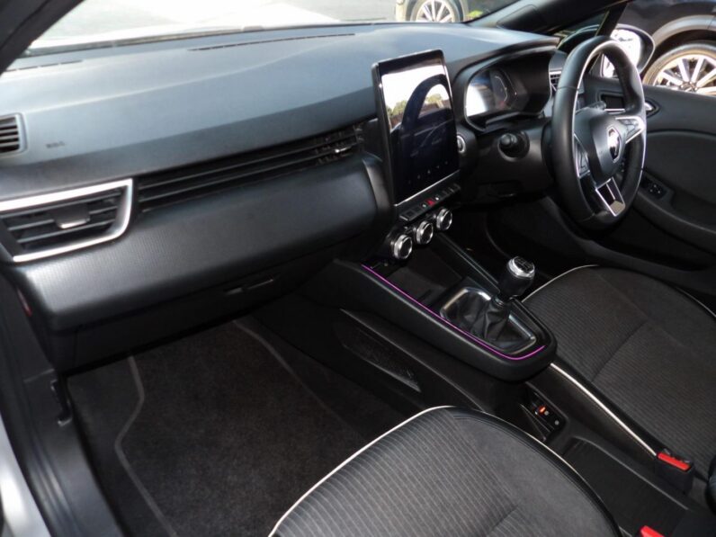 Renault Clio 1.0 Turbo Intens 2024